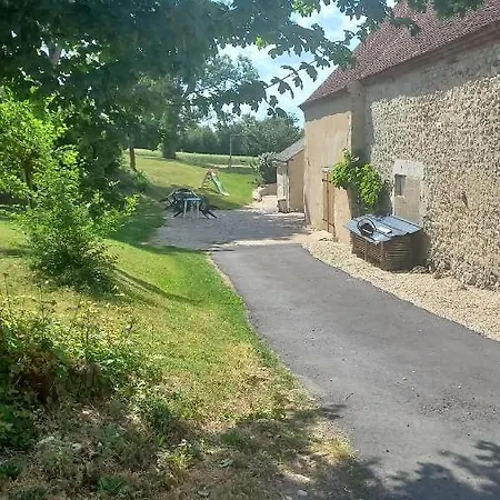 Le calme à la campagne Apartamento Besson Exterior foto