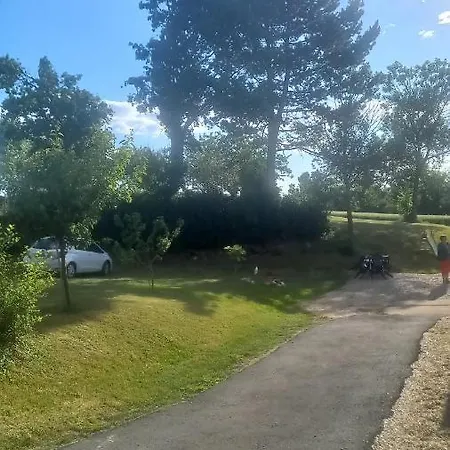 Le calme à la campagne Apartamento Besson Exterior foto