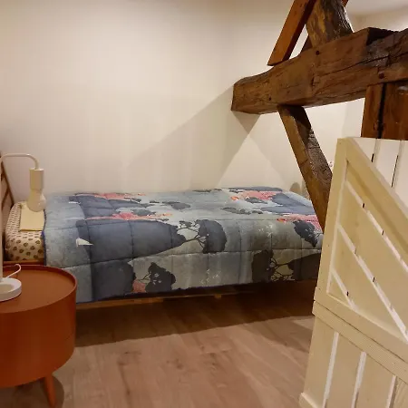 Le calme à la campagne Apartamento Besson Quarto foto